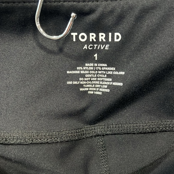Torrid Performance Core Legging with Pockets Full Length Size 1 Black - Picture 7 of 8